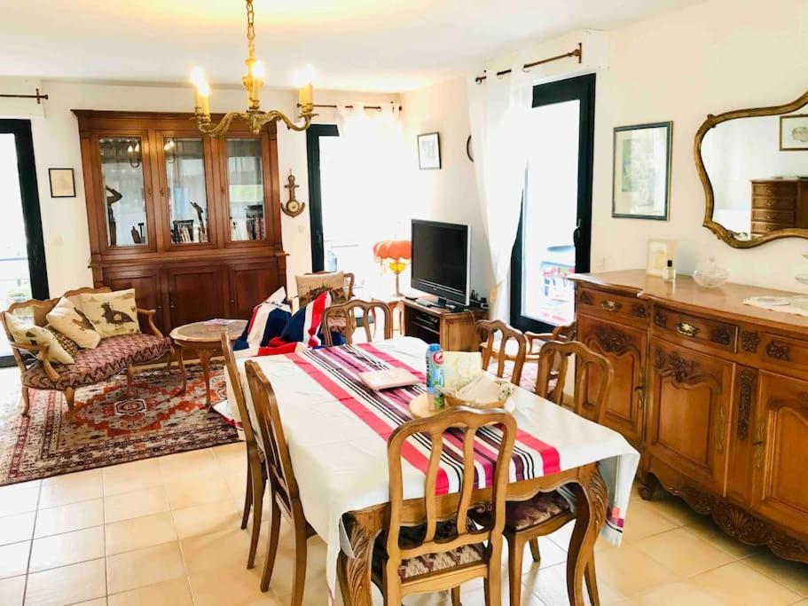 Grand Duplex Familial Au Coeur De Perros-Guirecアパートメント エクステリア 写真